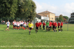L'ARBITRO FAGGIAN INTRODUCE LE SAQUADRE IN CAMPO L'ARBITRO FAGGIAN INTRODUCE LE SAQUADRE IN CAMPO